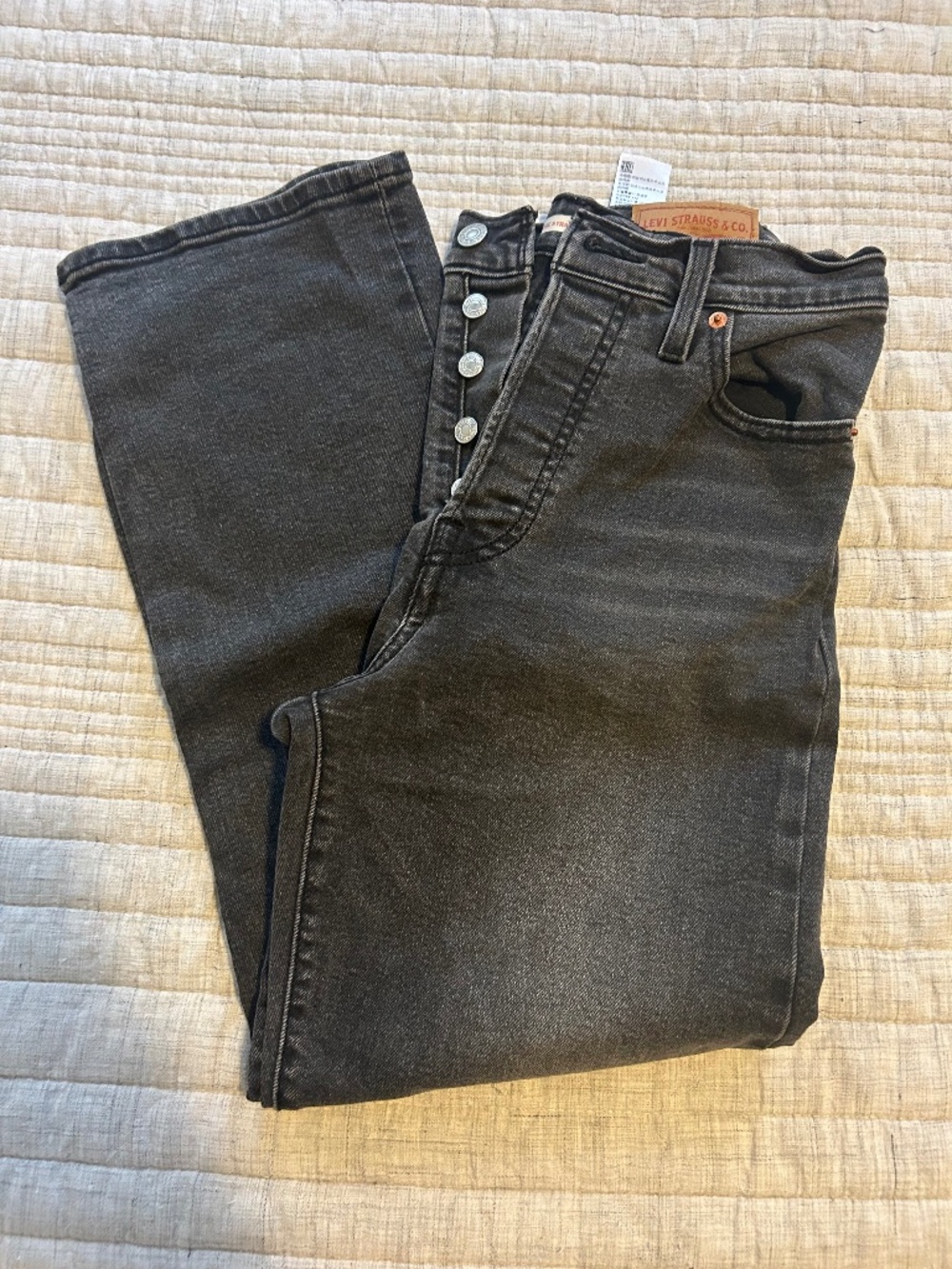 Levi's Women's Ribcage High-Rise Straight Ankle Jeans, black, size 26
